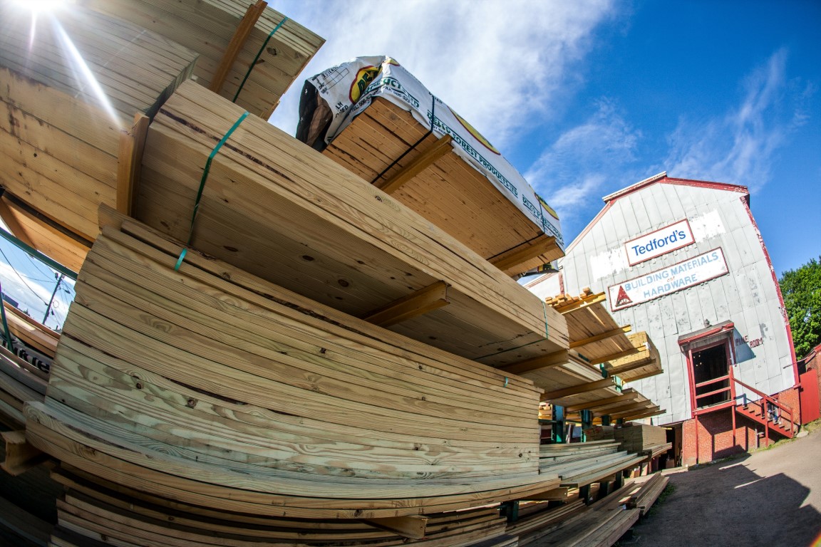 Lumber Tedford’s Building Materials & Hardware